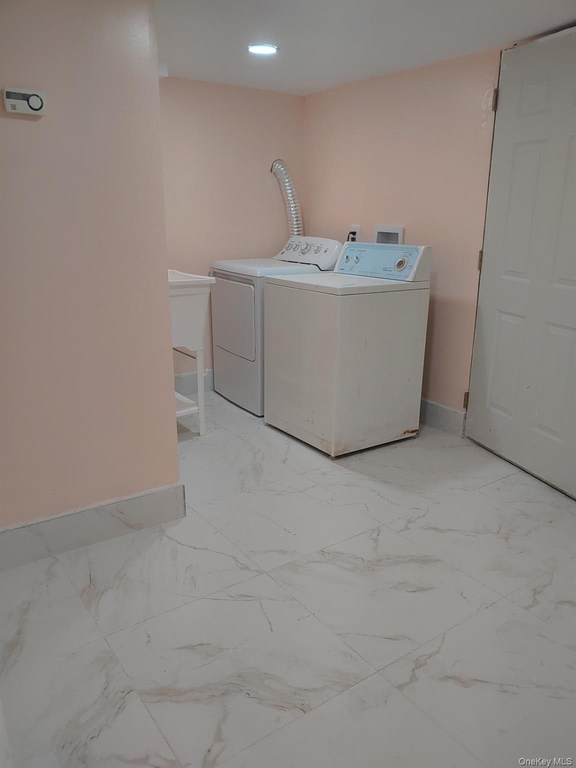 250-12 81st Avenue thumbnail 19