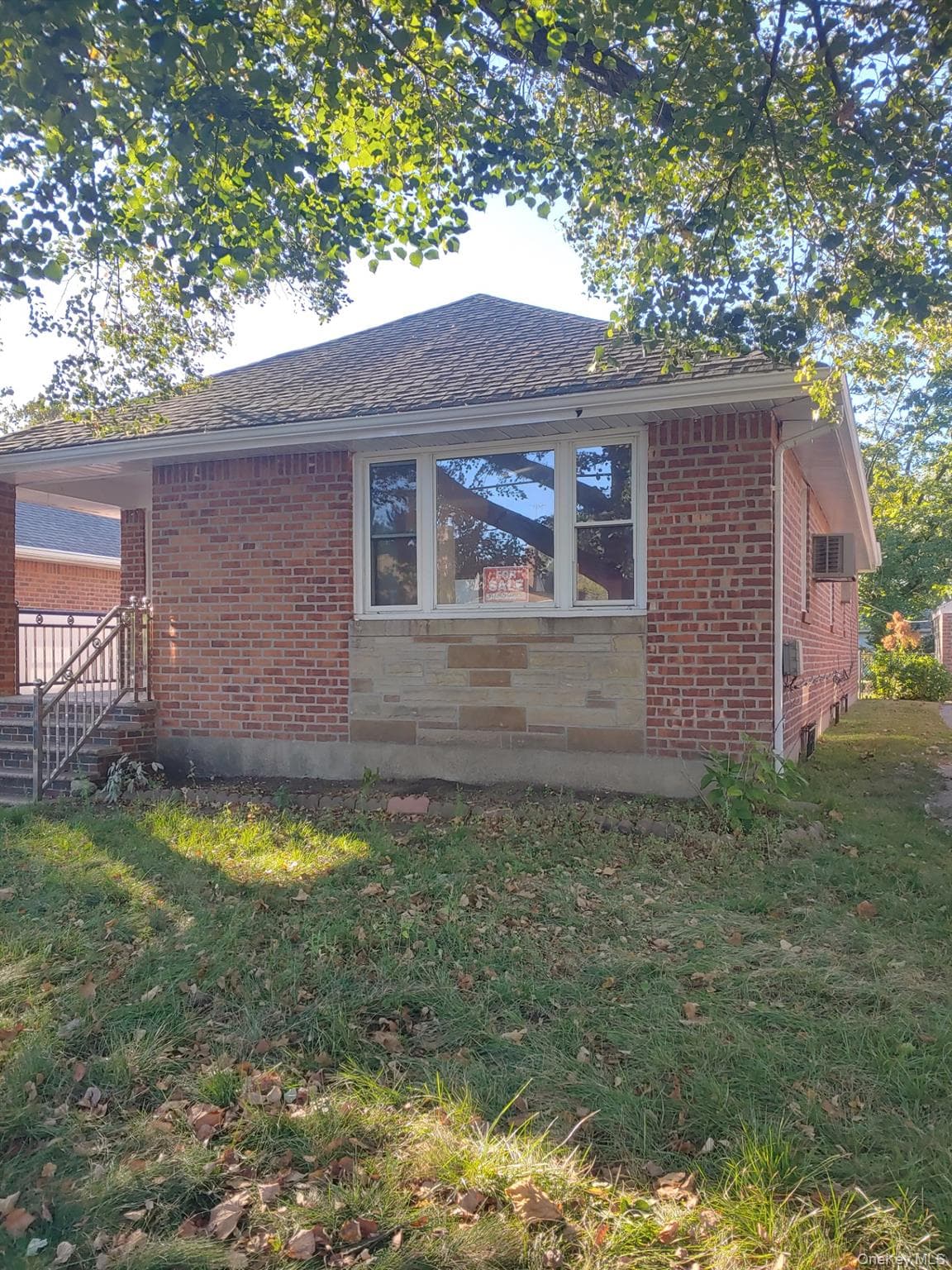 250-12 81st Avenue thumbnail 4