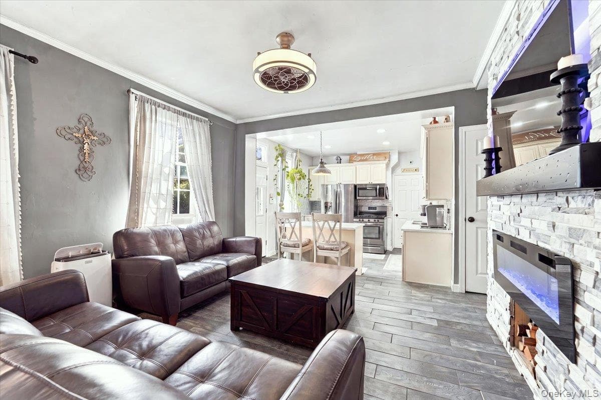 143 Oliver Avenue thumbnail 7
