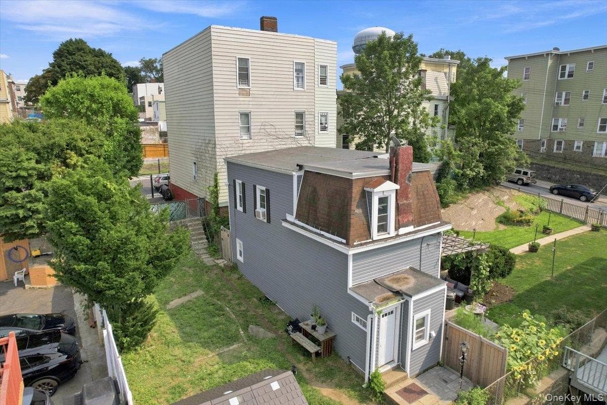 143 Oliver Avenue thumbnail 24