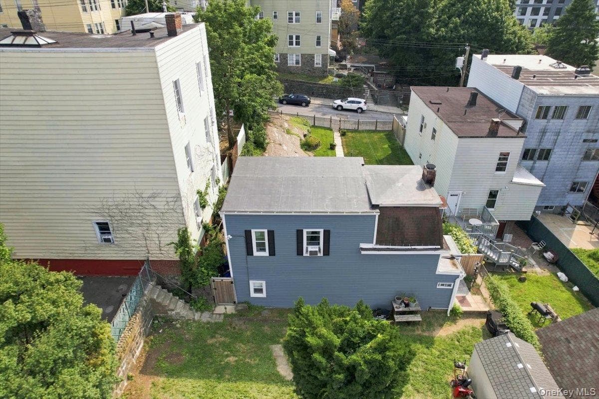 143 Oliver Avenue thumbnail 28