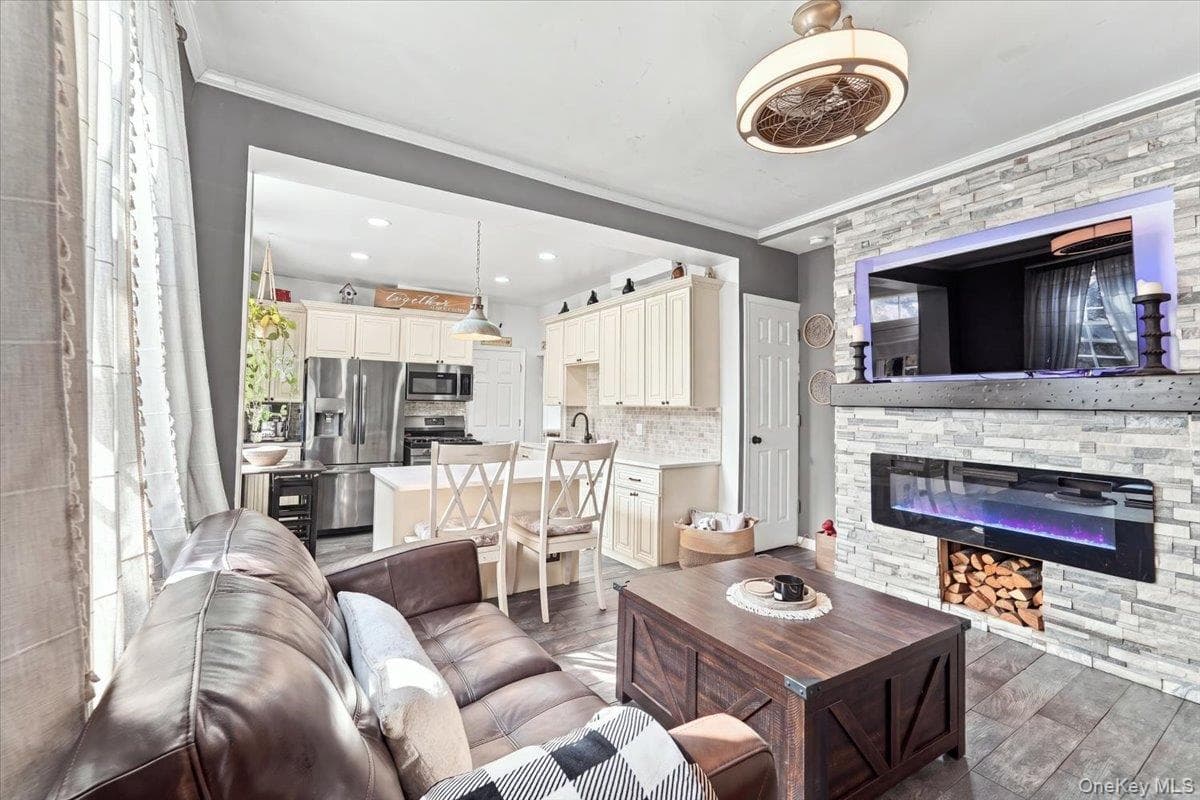143 Oliver Avenue thumbnail 9