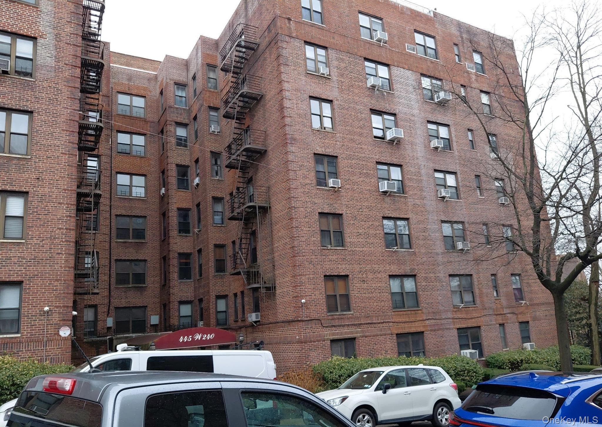 445 W 240th Street Unit: 2G thumbnail 2