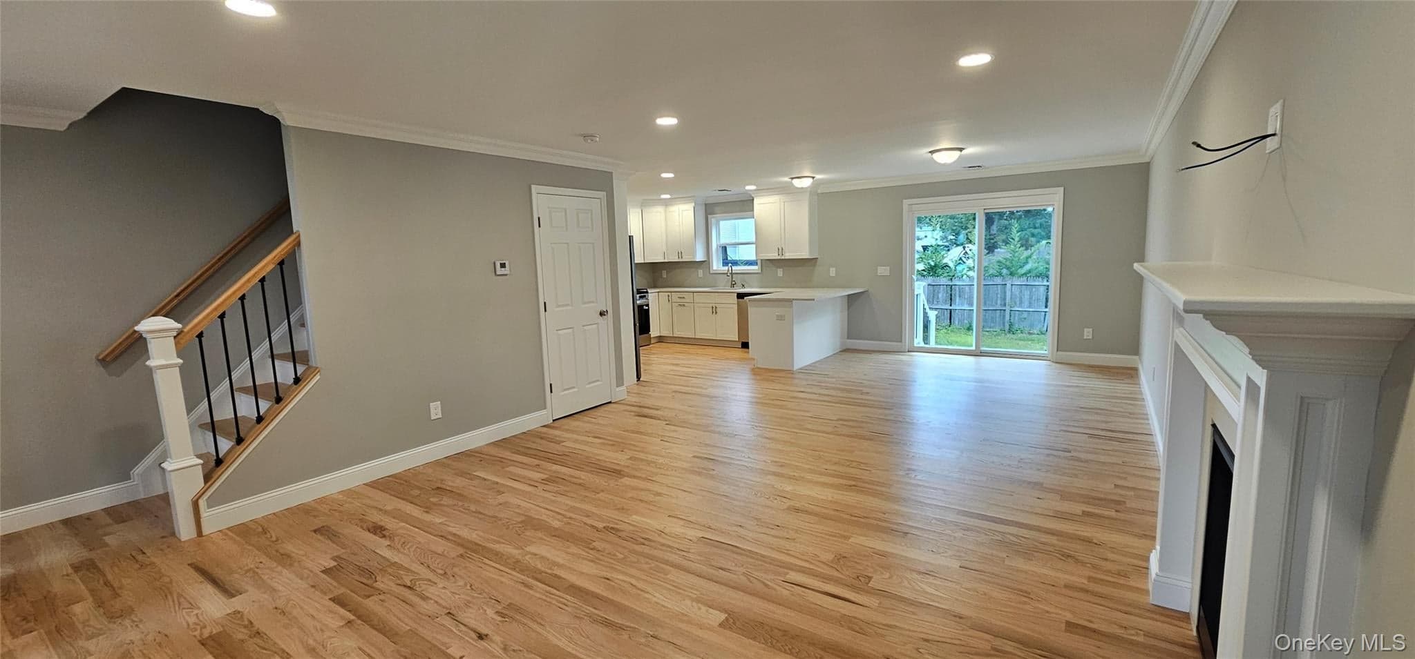 New Construction Wood Avenue thumbnail 2