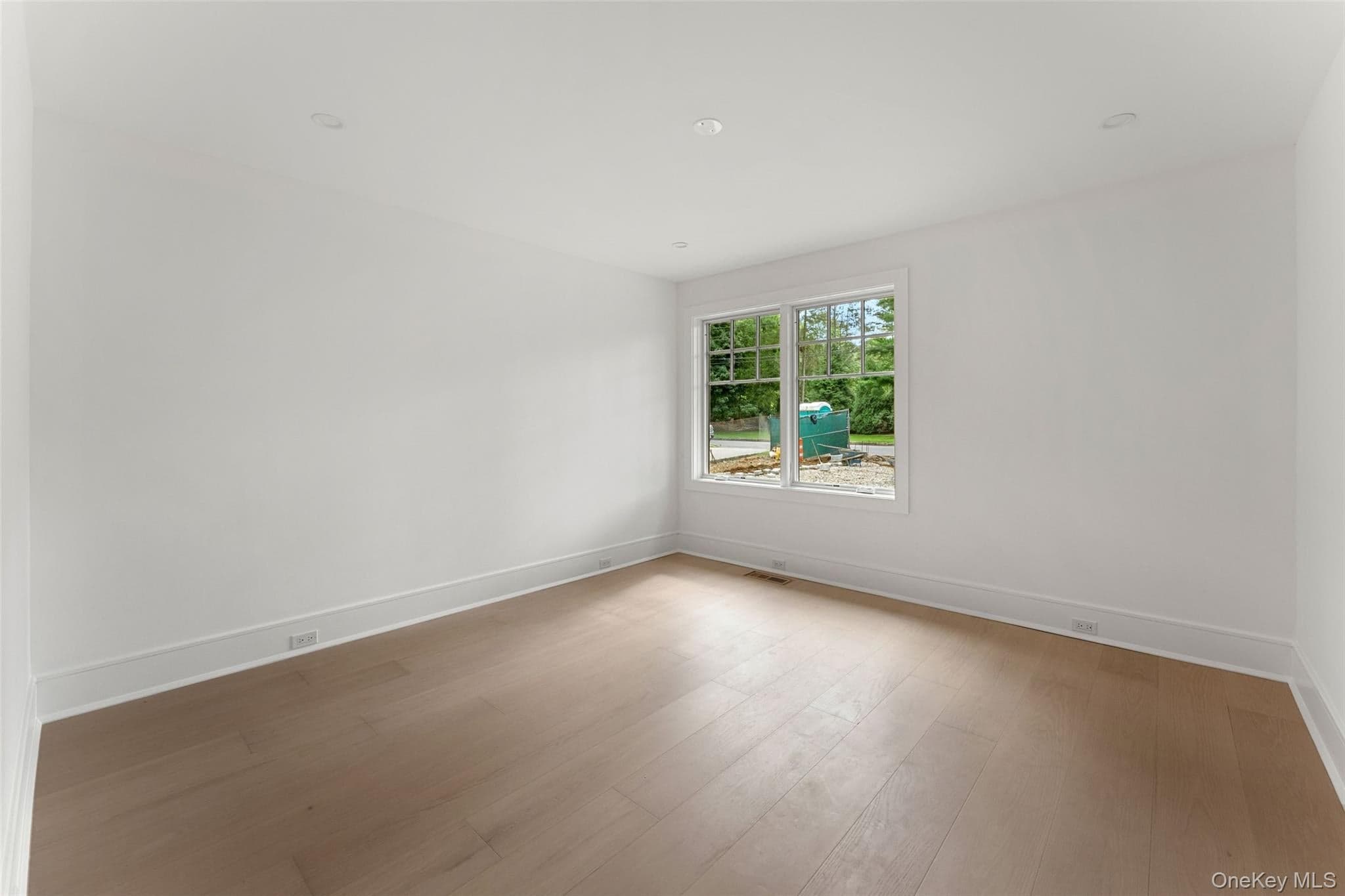 65 Fox Meadow Road thumbnail 17