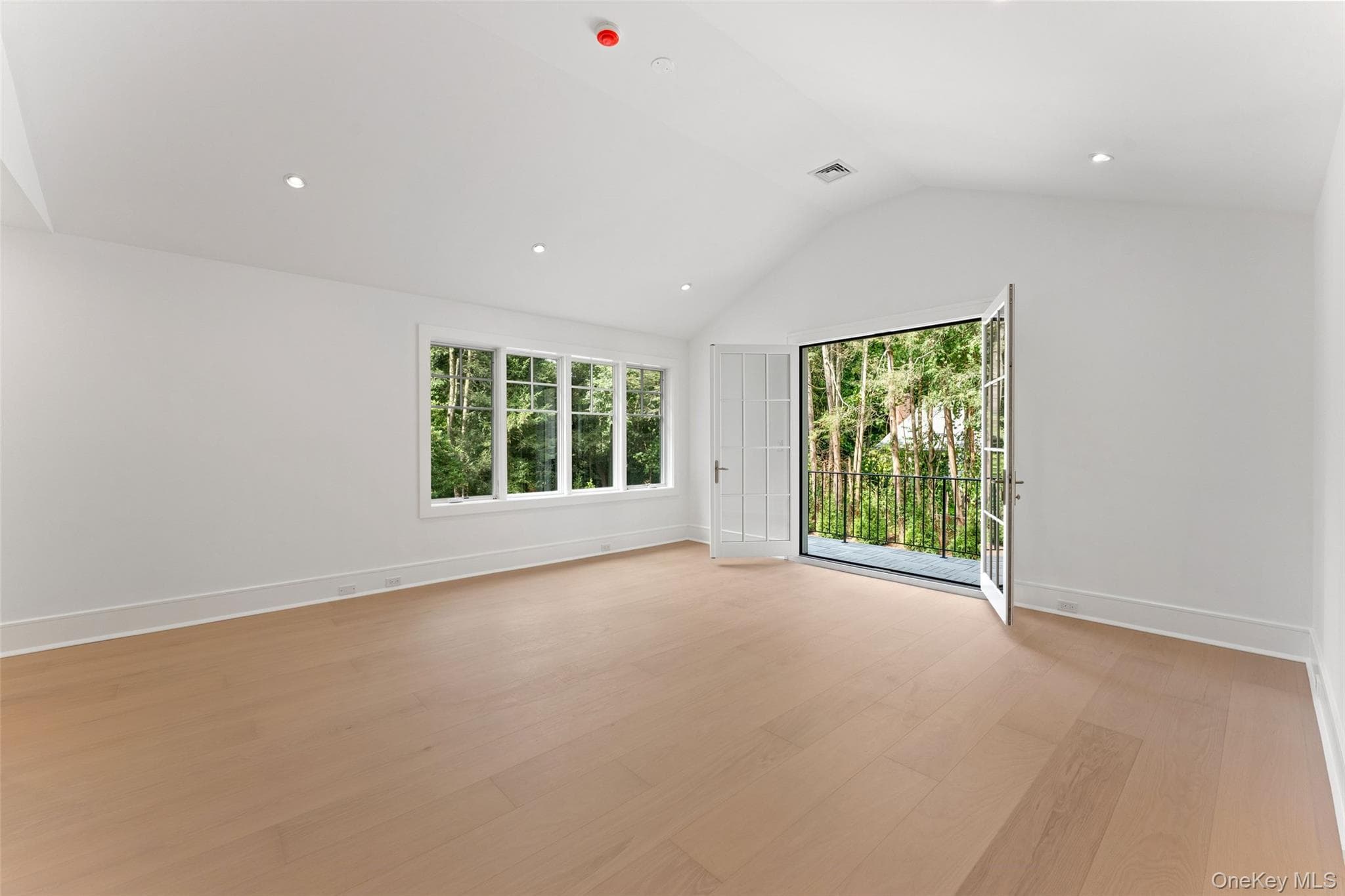 65 Fox Meadow Road thumbnail 20