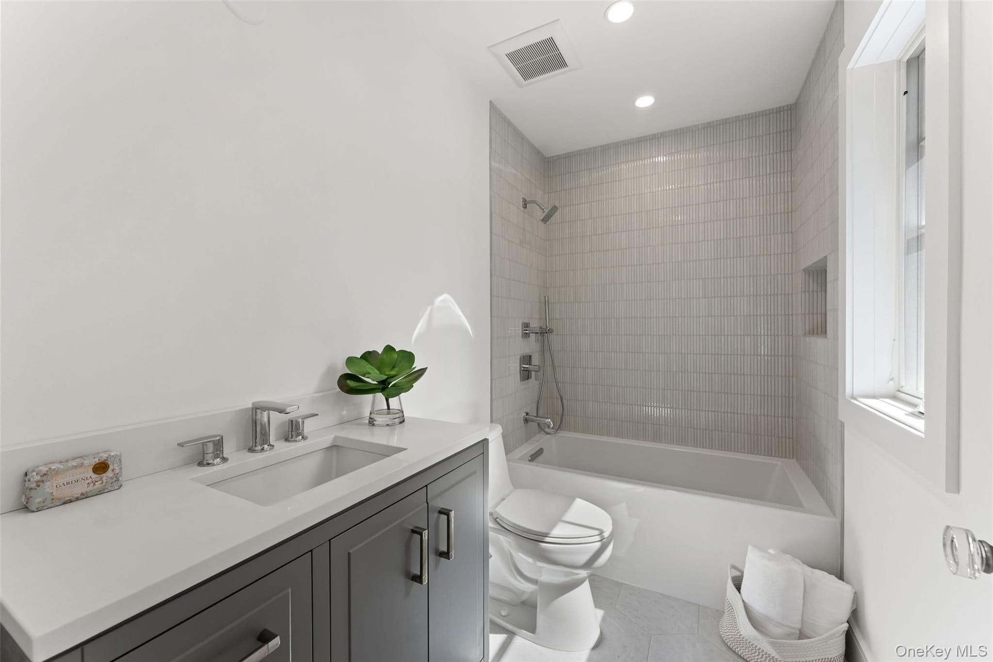 65 Fox Meadow Road thumbnail 33