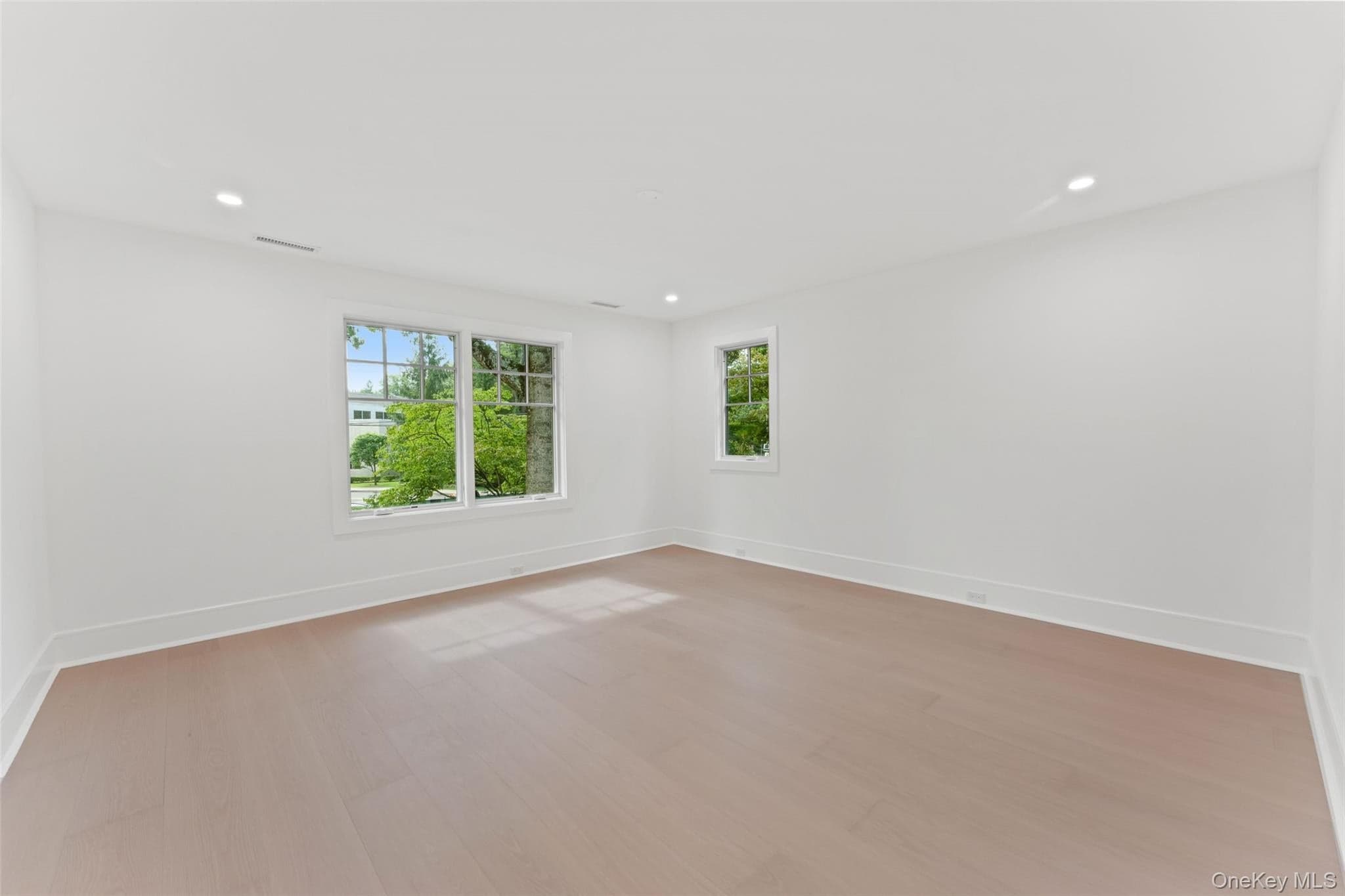 65 Fox Meadow Road thumbnail 25