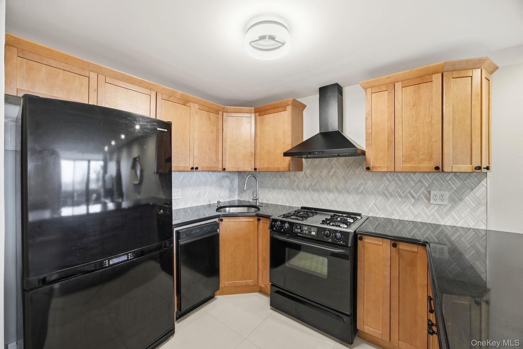 84-62 Austin Street Unit: C3 thumbnail 4