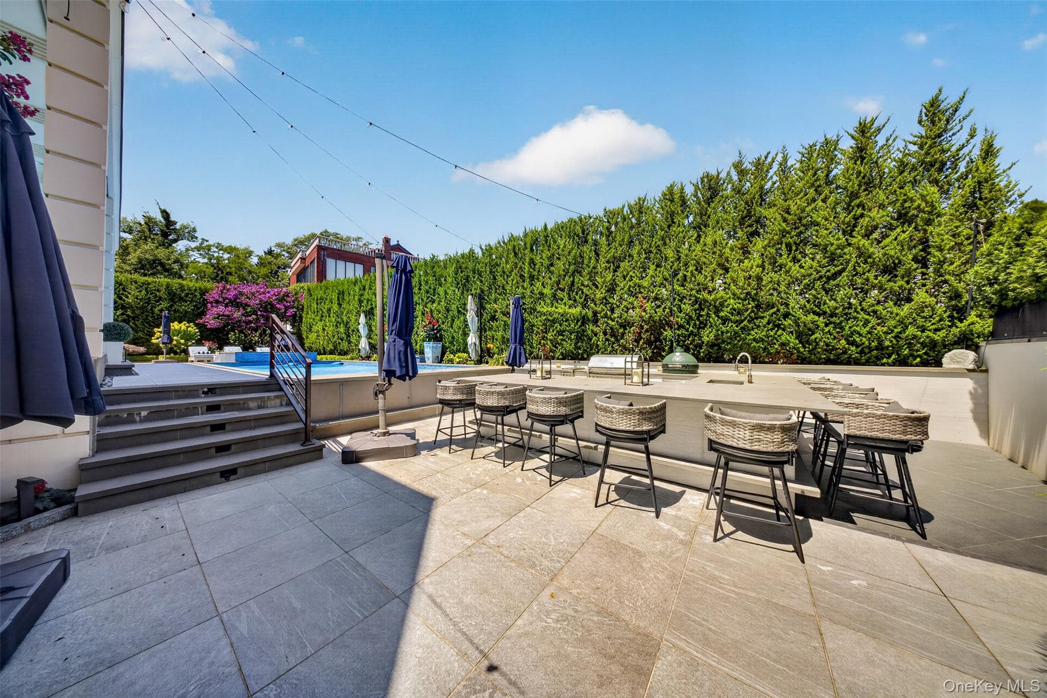 214-47 33rd Avenue thumbnail 40
