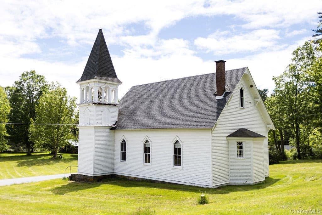 783 Skipperene Road, Cochecton Center