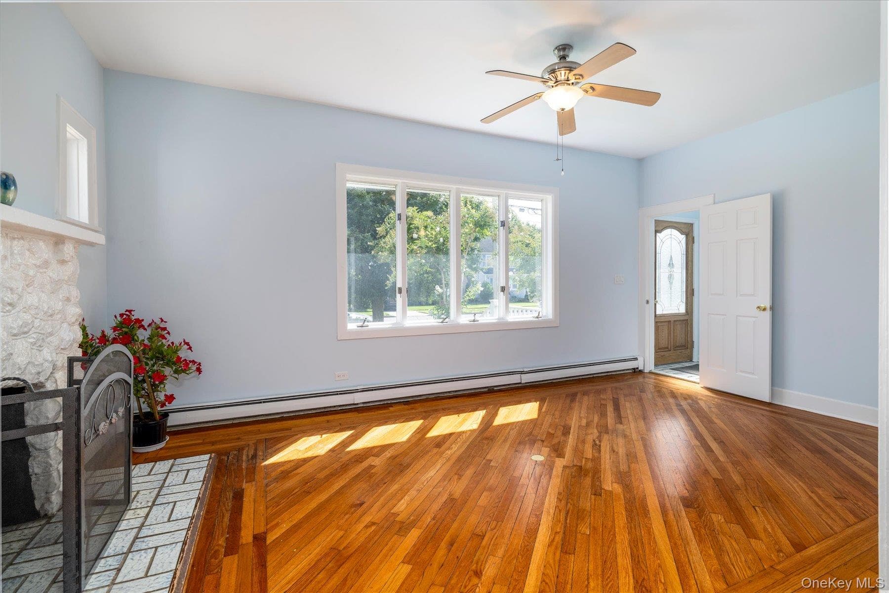 48 W Windsor Parkway thumbnail 13