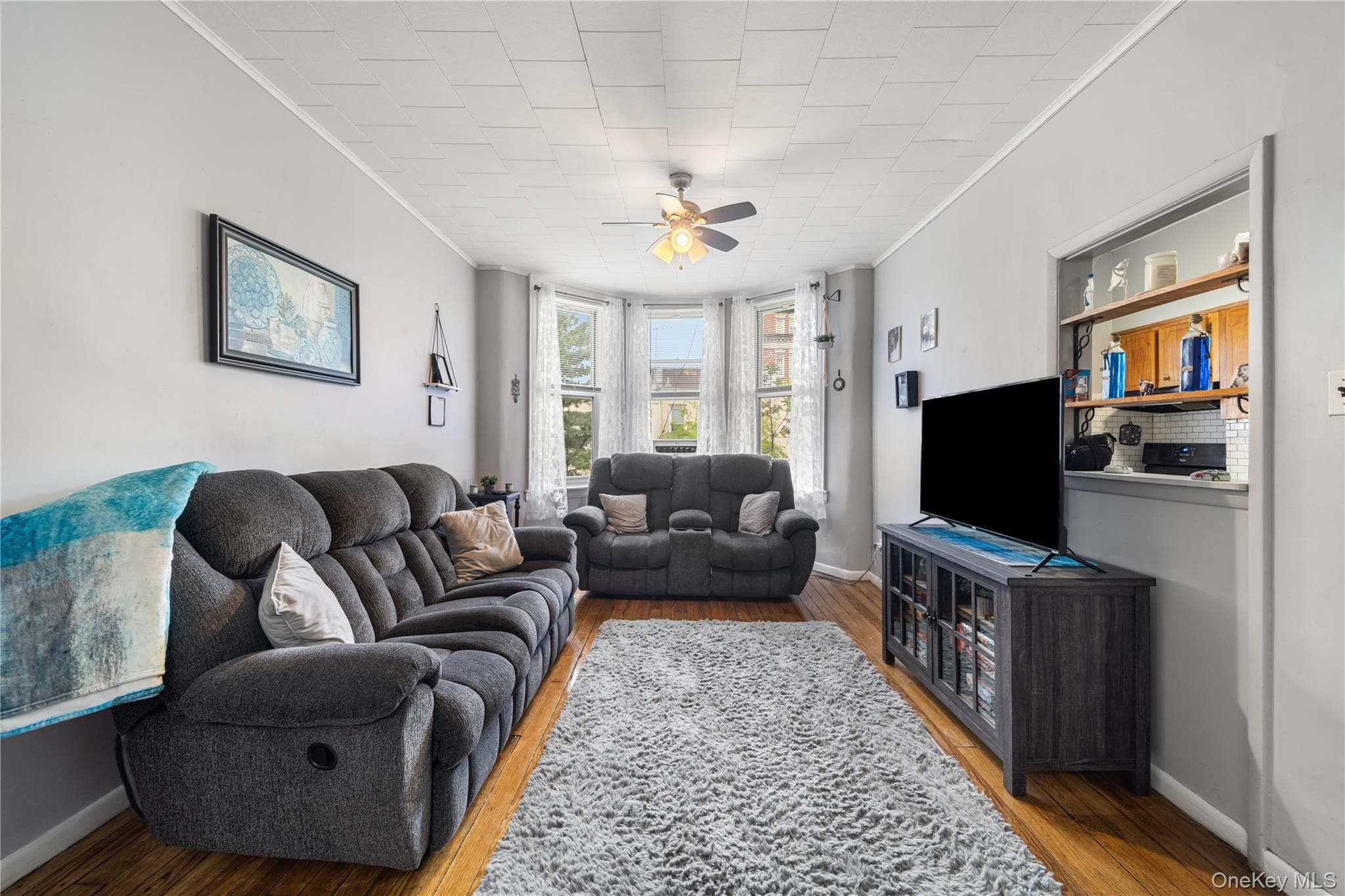 60-77 69th Avenue thumbnail 25