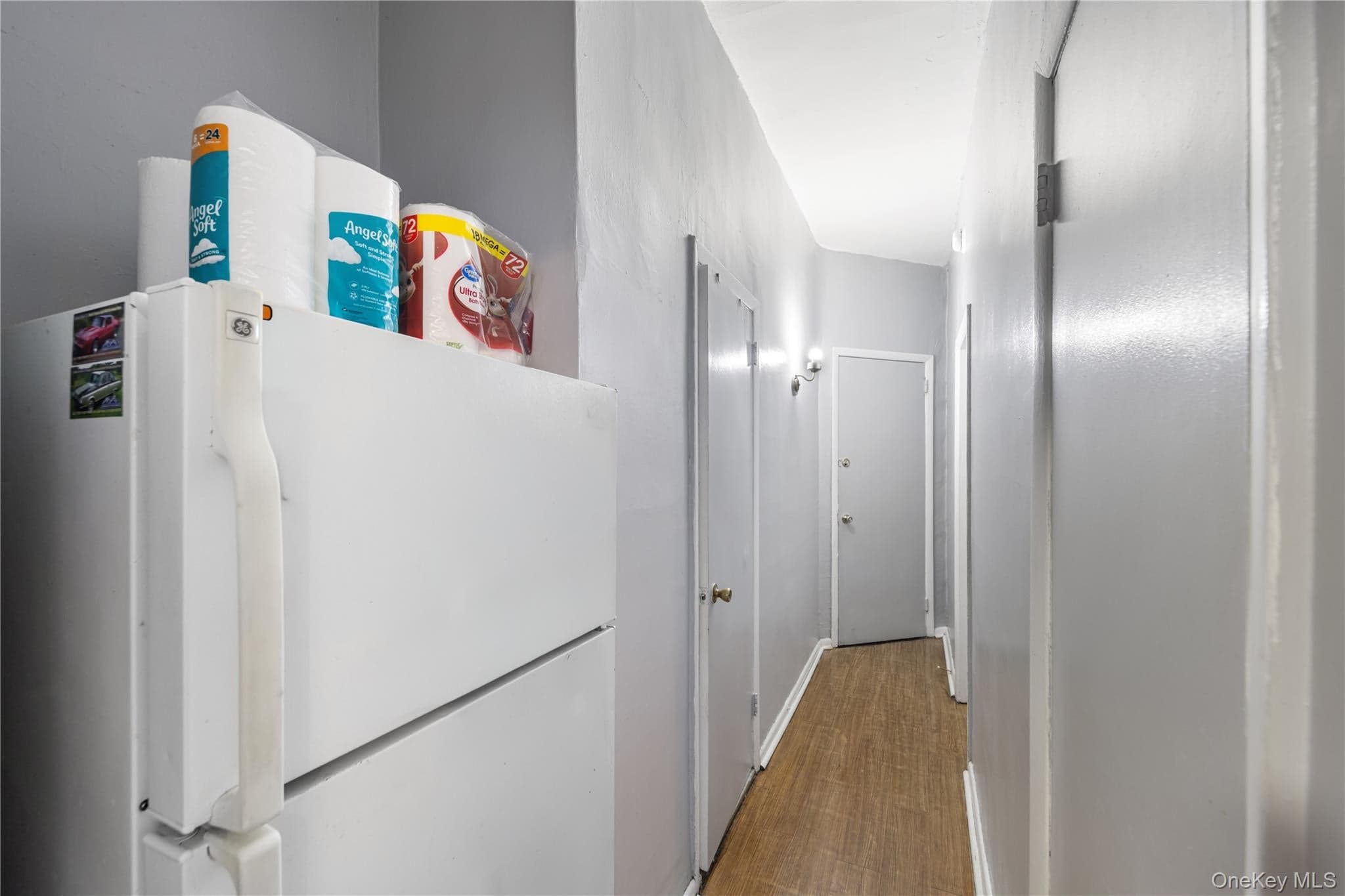 60-77 69th Avenue thumbnail 22