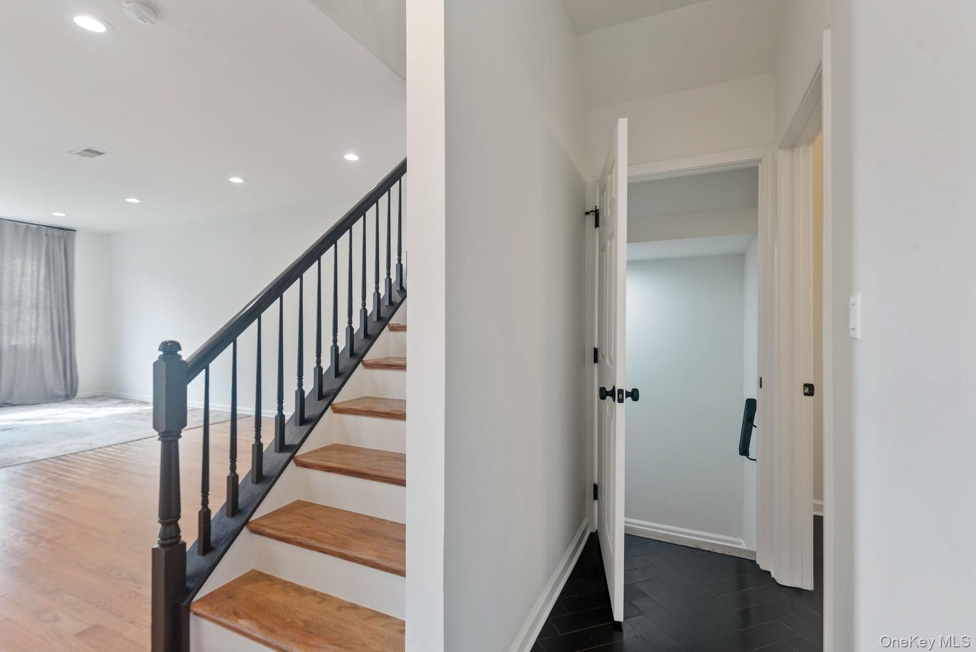 38 Mulberry Drive thumbnail 3