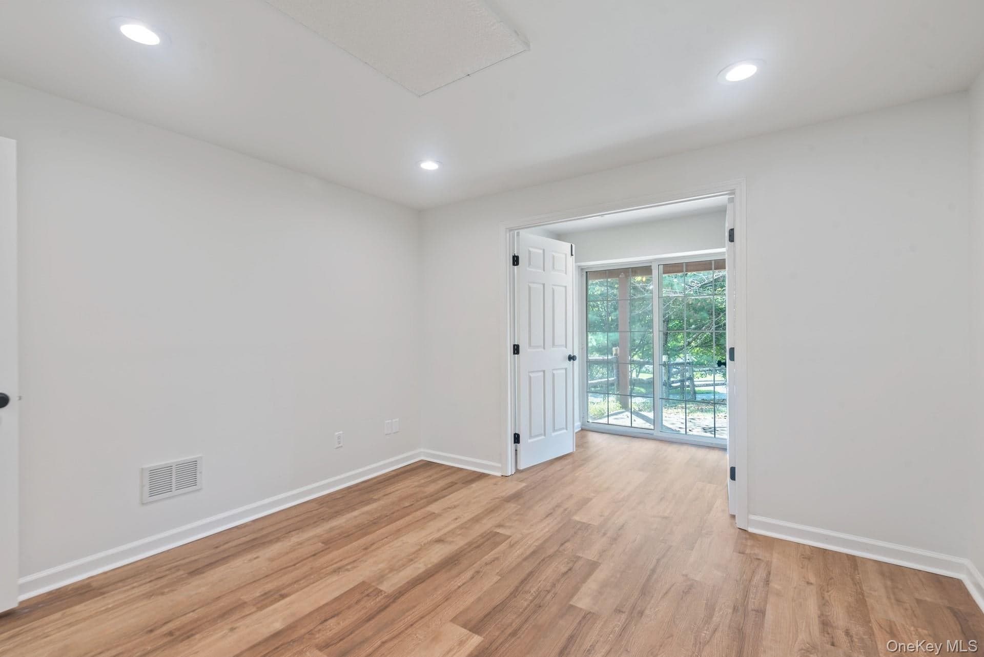 38 Mulberry Drive thumbnail 25