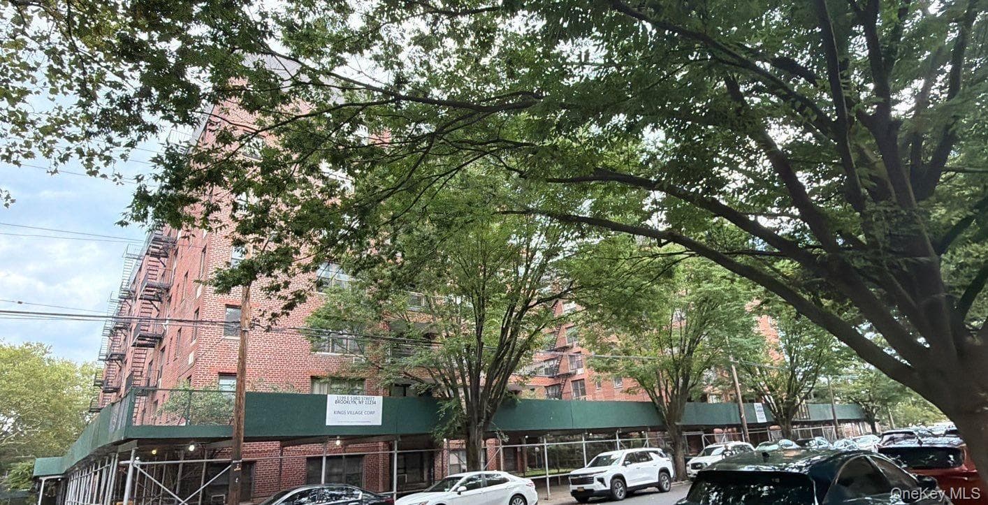 1199 E 53rd Street Unit: 156 thumbnail 2