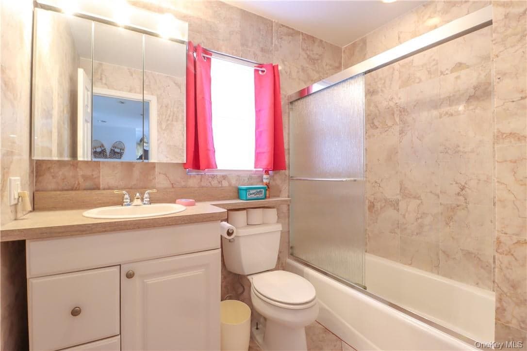 1078 Midland Avenue thumbnail 14