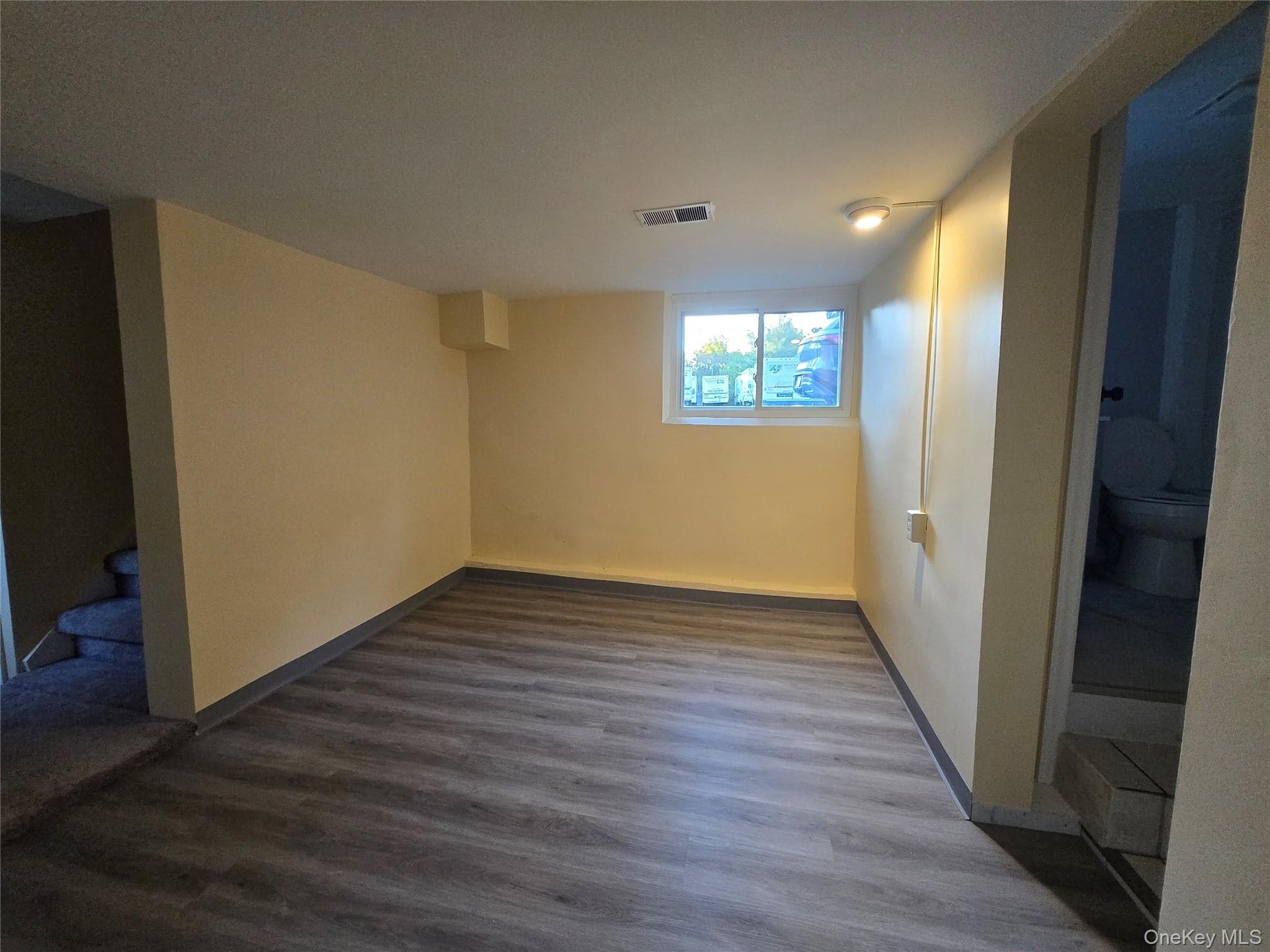 21 Fair Avenue thumbnail 12