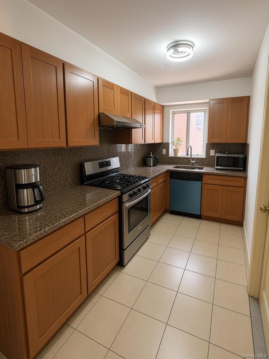 141-05 Cherry Avenue Unit: 6A thumbnail 4
