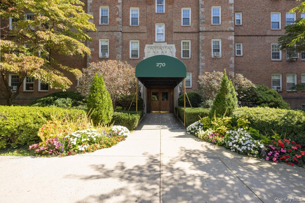 270 Bronxville Road Unit: A51, Bronxville