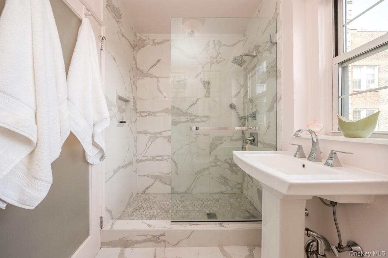 270 Bronxville Road Unit: A51 thumbnail 19