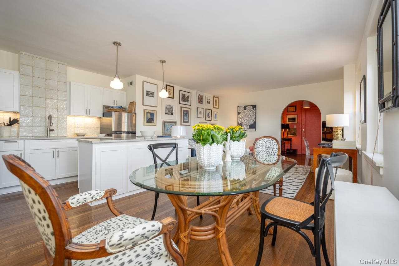 270 Bronxville Road Unit: A51 thumbnail 10