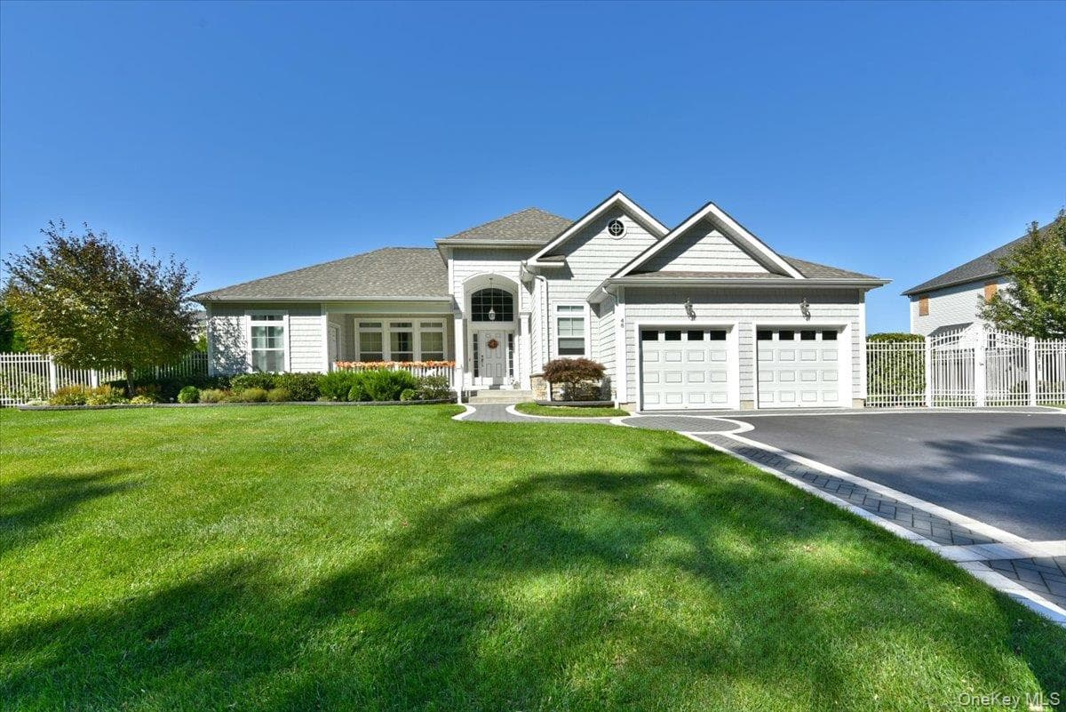 48 Wildflower Drive, Ridge