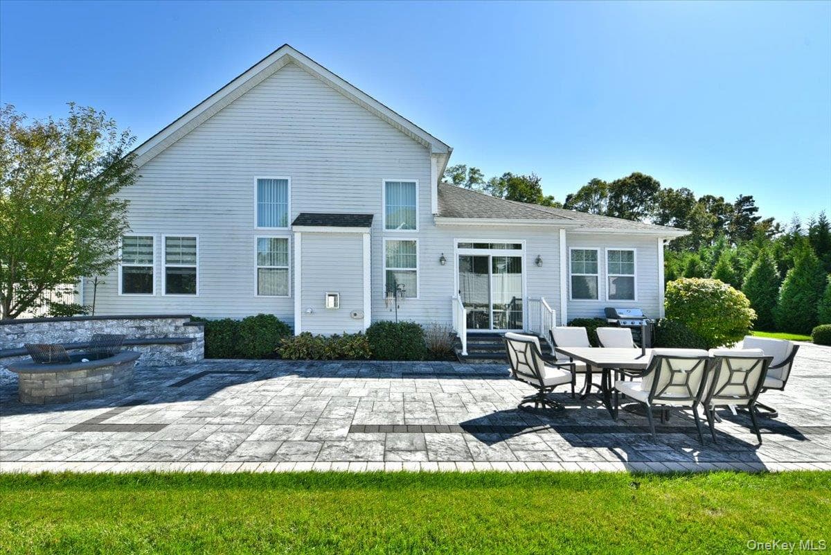 48 Wildflower Drive thumbnail 33