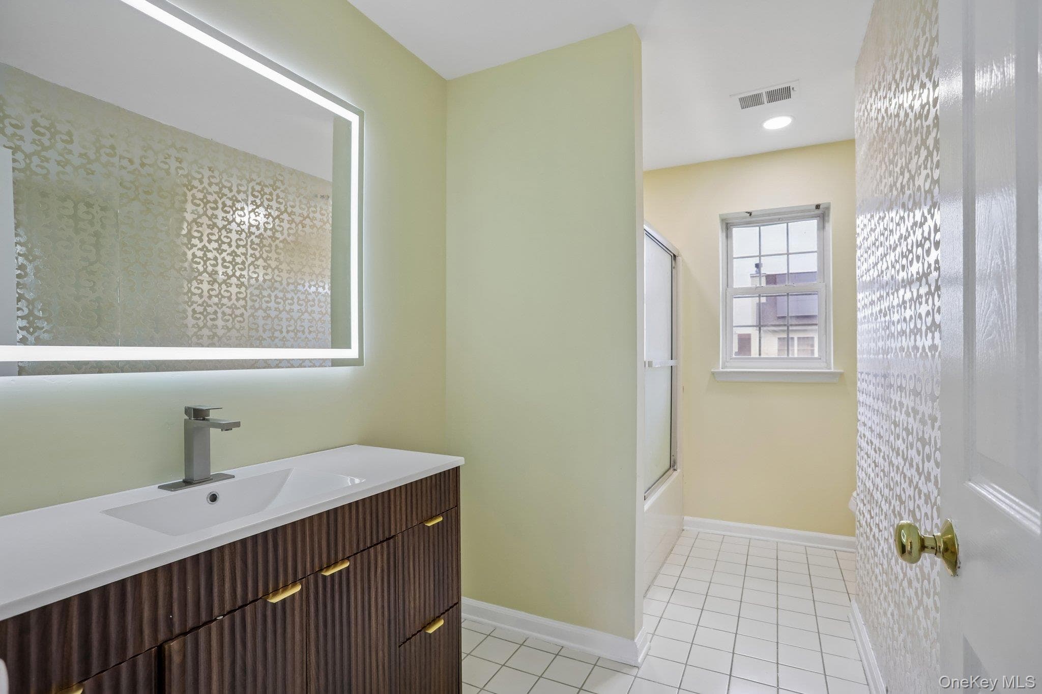2508 Constitution Way thumbnail 38