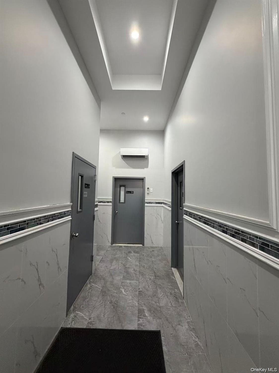31-12 38th Avenue Unit: 3B thumbnail 4