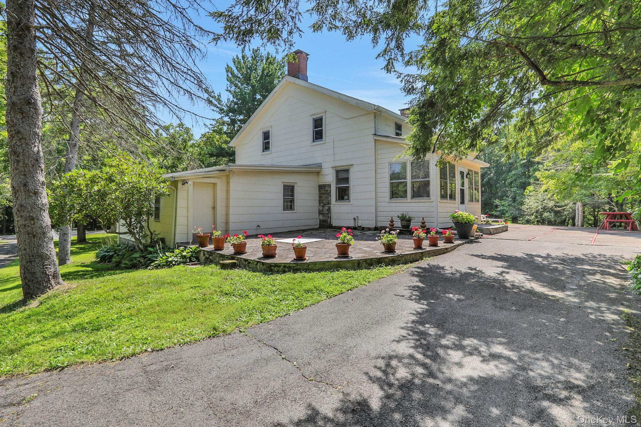 441 N Ohioville Road thumbnail 4