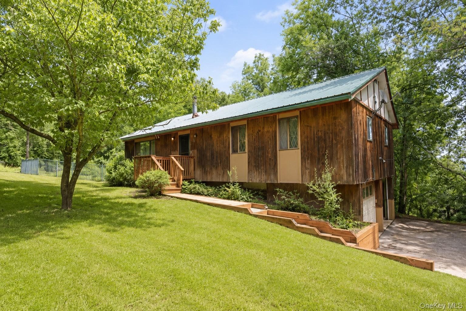 28 Sunrise Terrace thumbnail 37