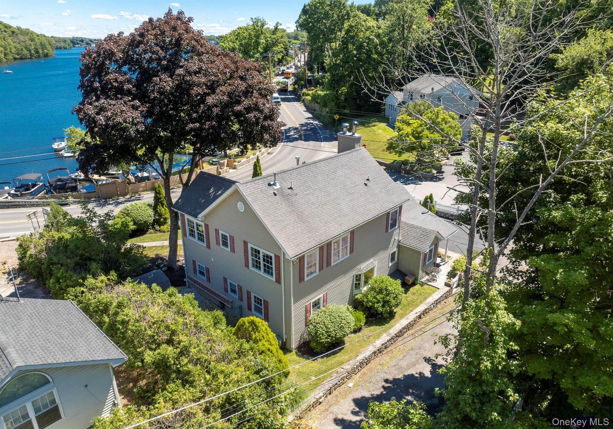 1 Colonial Drive thumbnail 47