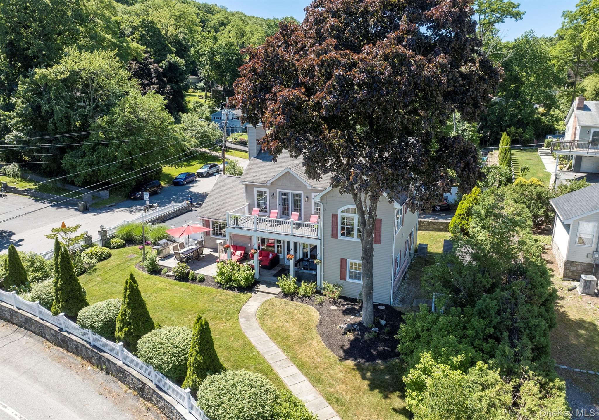 1 Colonial Drive thumbnail 43
