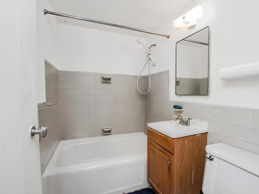 4 Fordham Hill Oval Unit: 8D thumbnail 7