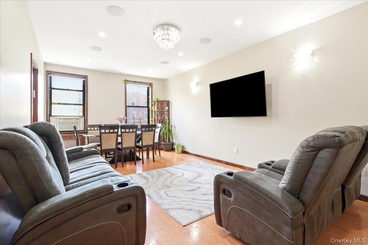 83-80 118th Street Unit: 4A thumbnail 12