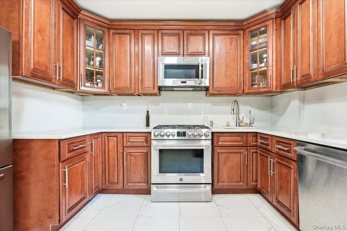 83-80 118th Street Unit: 4A thumbnail 8