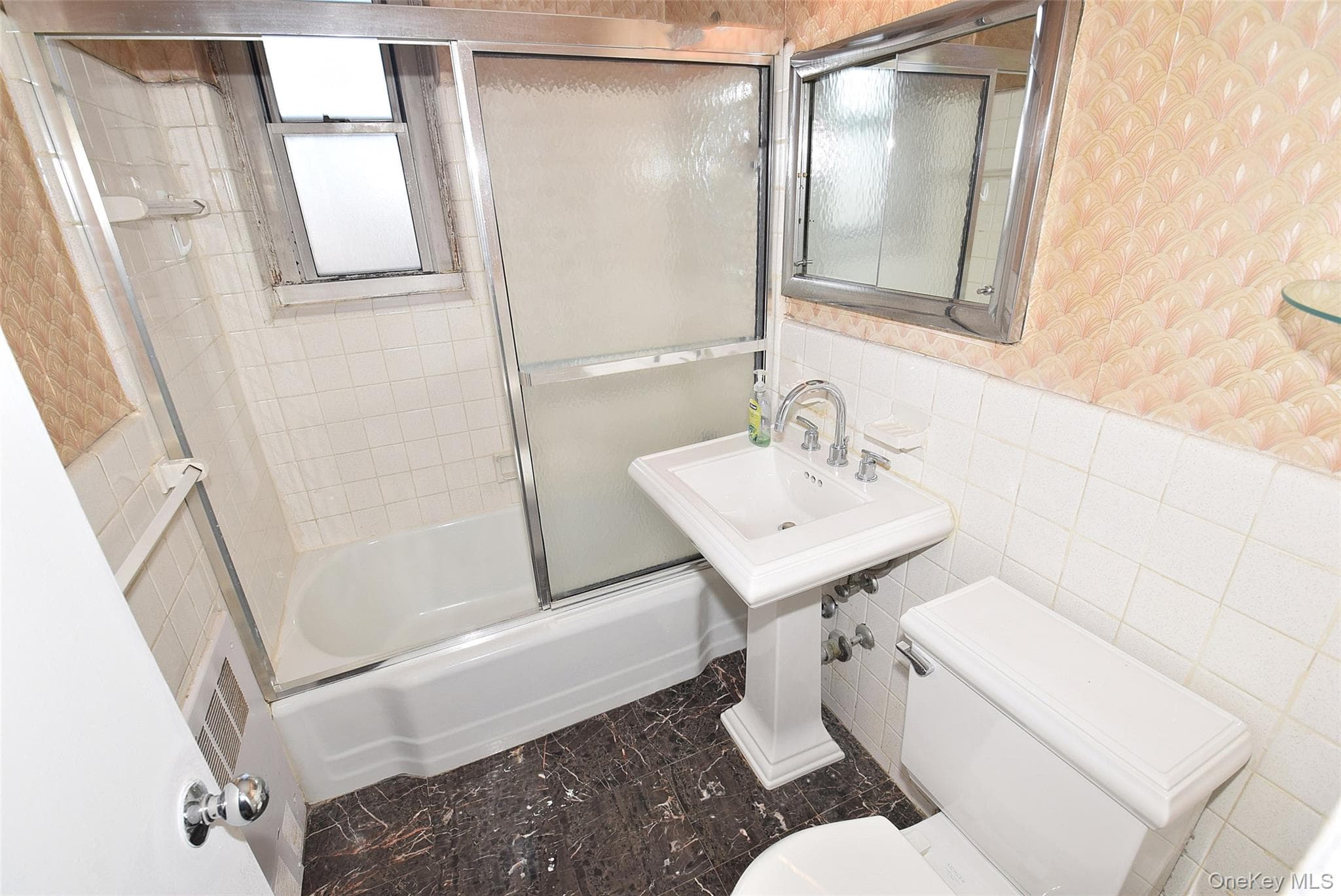 211-10 18 Avenue Unit: 4J thumbnail 18