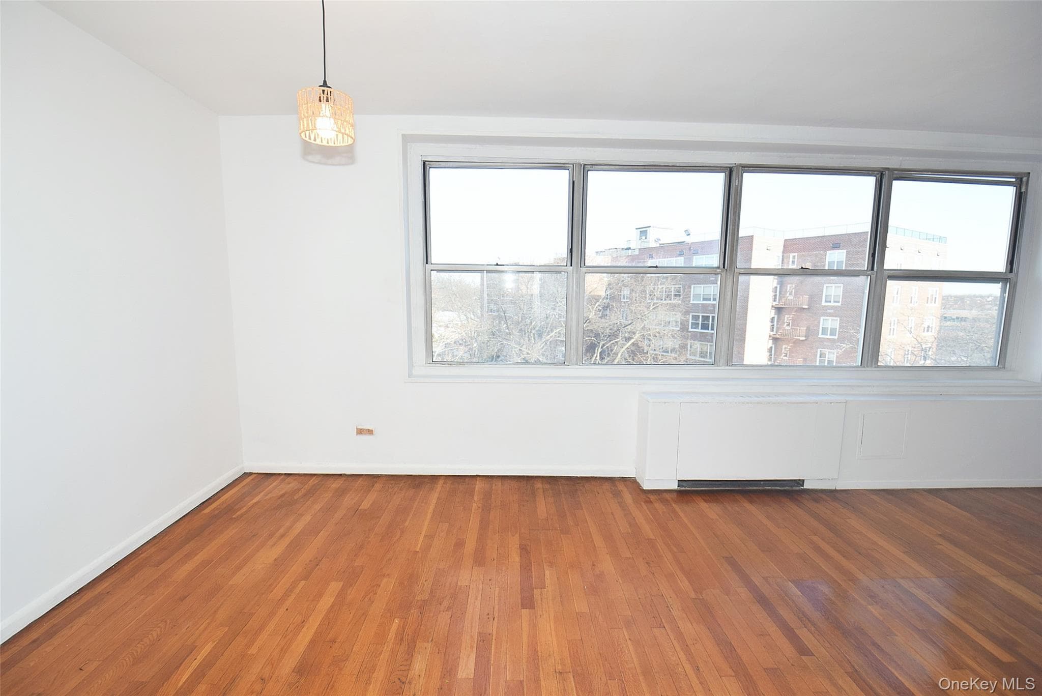 211-10 18 Avenue Unit: 4J thumbnail 12