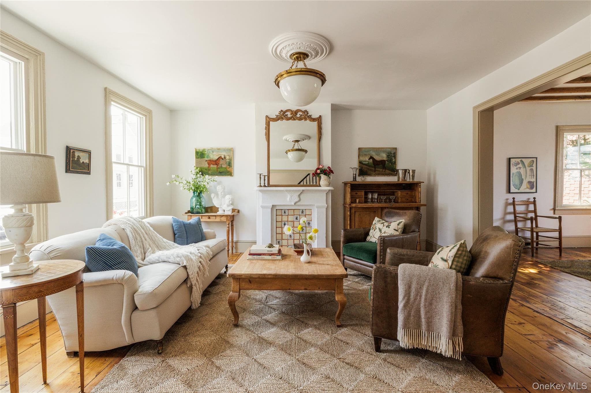 225 Robinson Street thumbnail 5