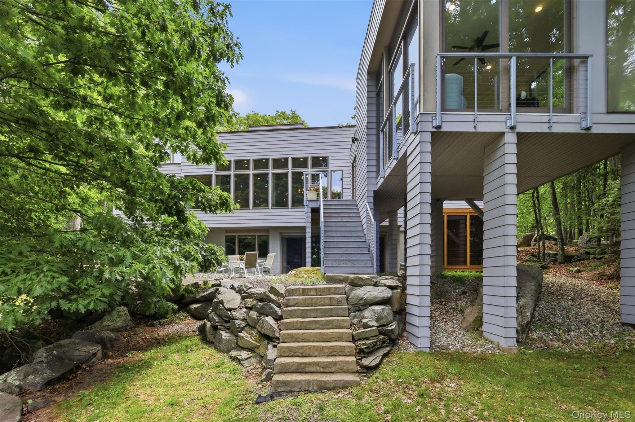 128 Broadmoor Drive thumbnail 6