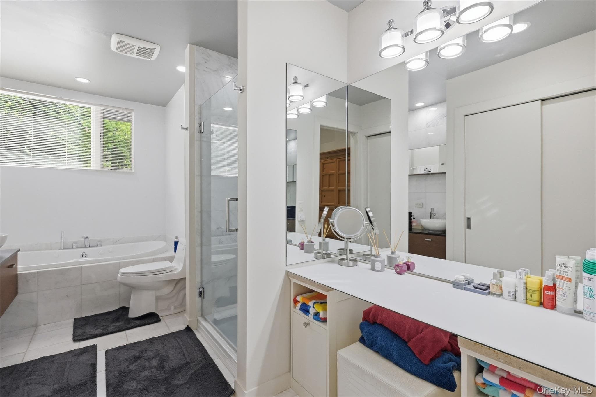 128 Broadmoor Drive thumbnail 35