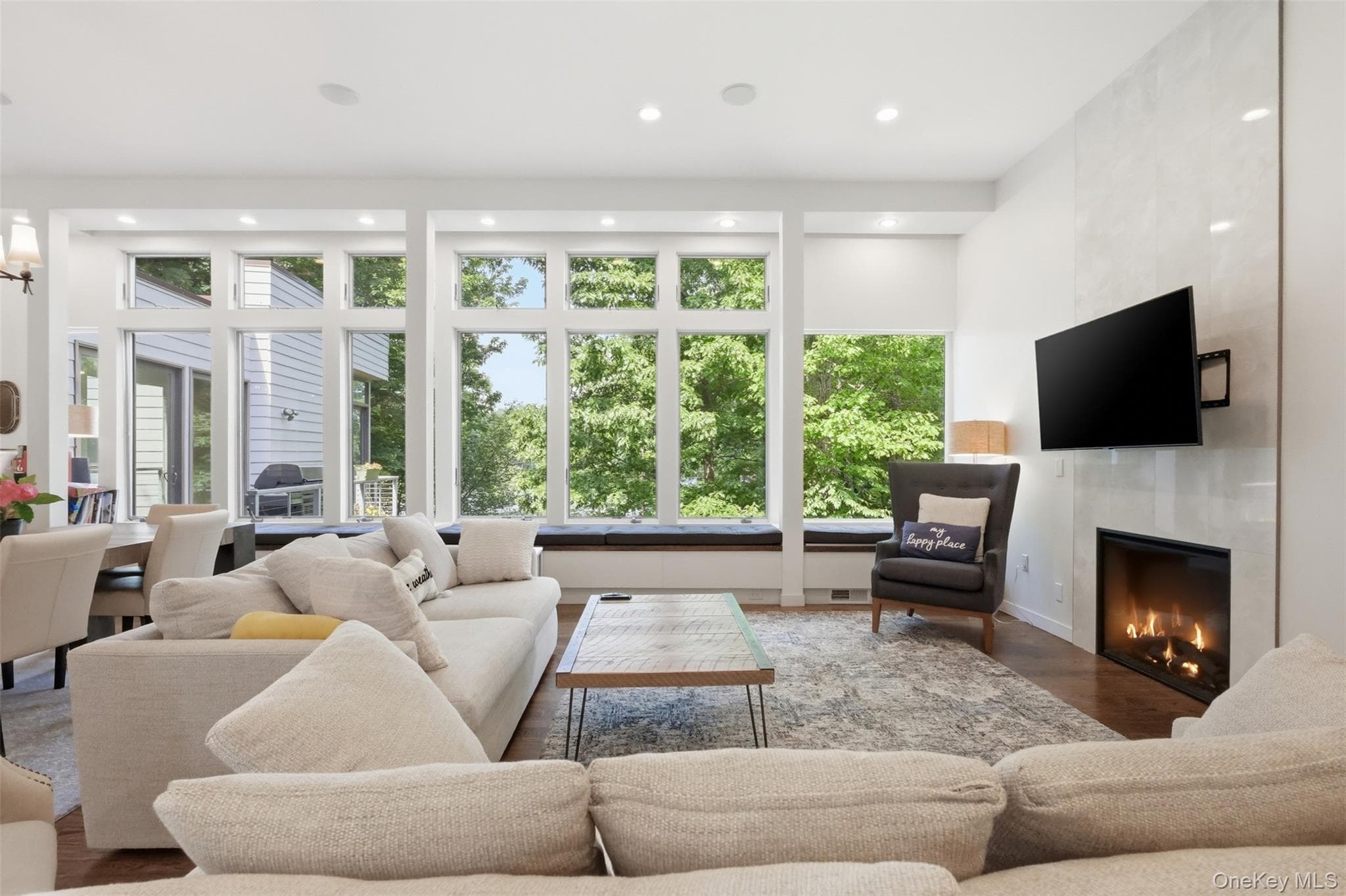 128 Broadmoor Drive thumbnail 10