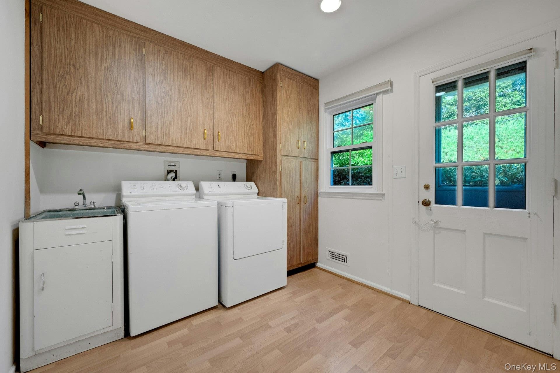 258 Evandale Road thumbnail 15