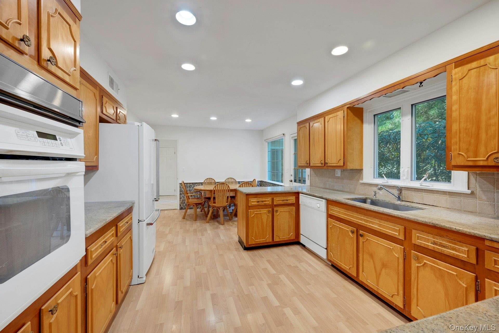 258 Evandale Road thumbnail 13