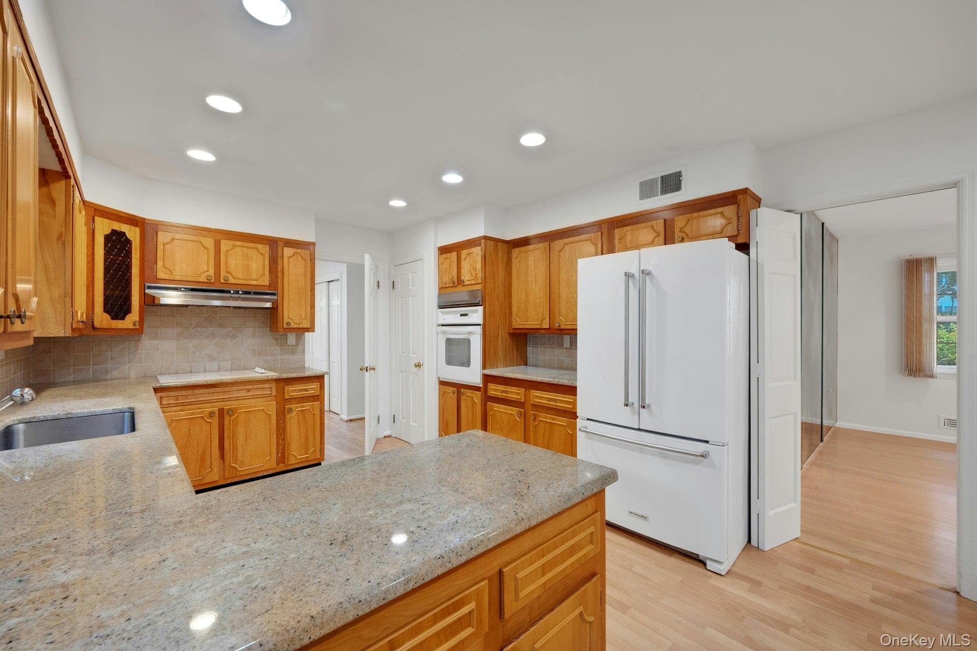 258 Evandale Road thumbnail 12
