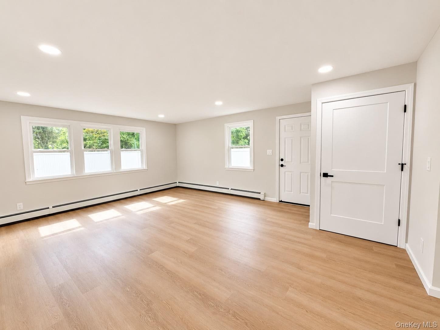 102 Pinewood Drive thumbnail 12