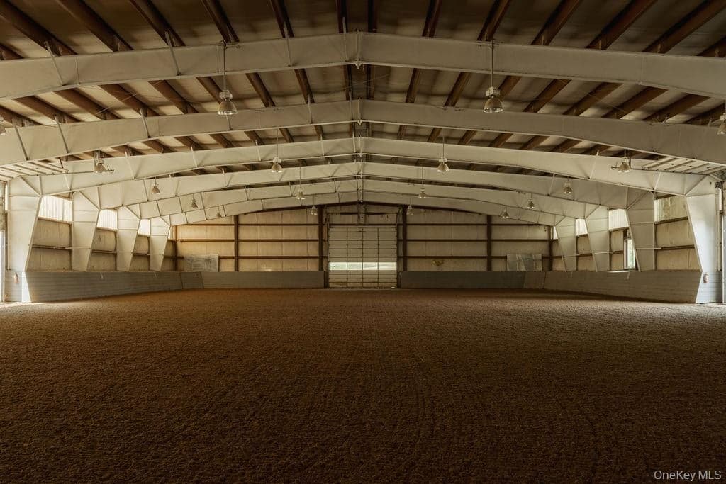 1411-1425 Centre Road thumbnail 14