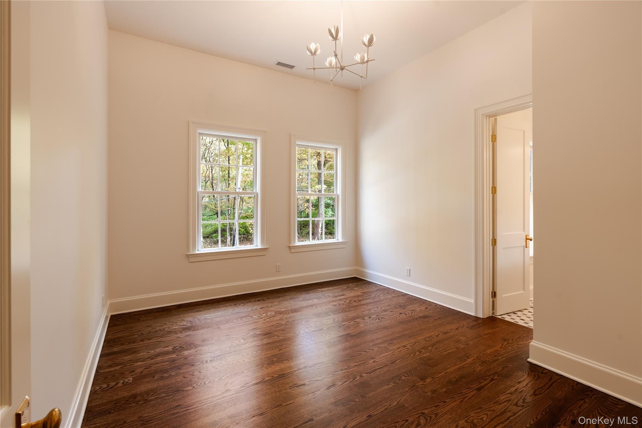 126 Mclain Street thumbnail 28